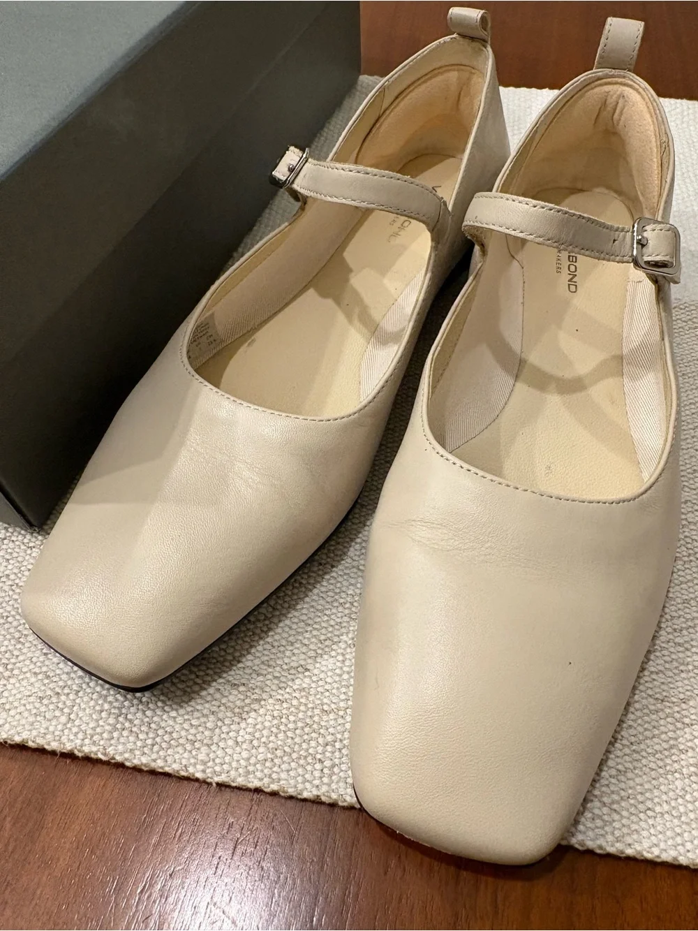 Vagabond Cream Leather Mary Janes - Picture 4 of 5